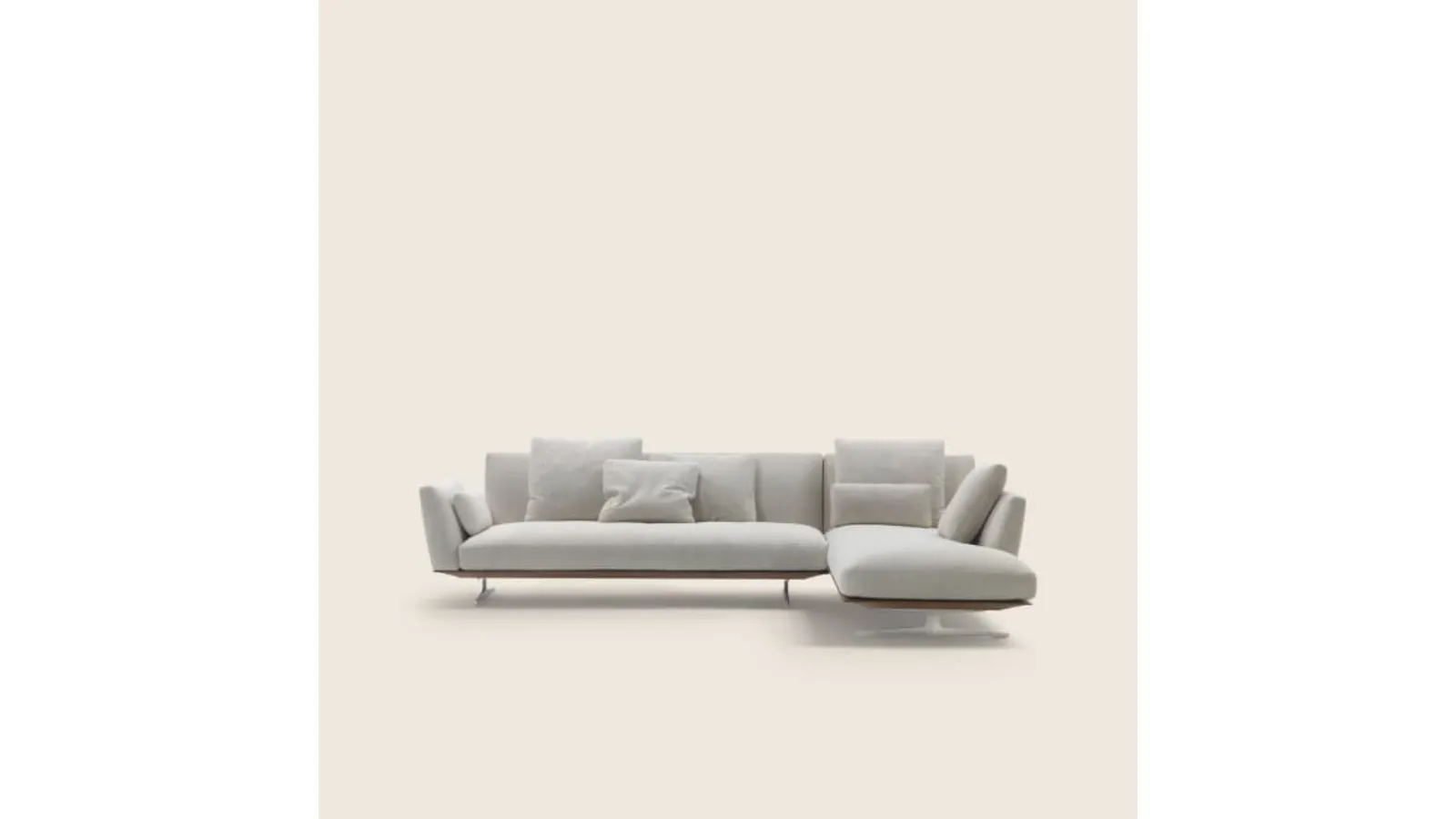 Evergreen sofa with chaise by Flexform