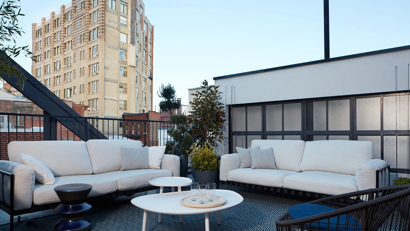 Linear sofa suitable for outdoor use, upholstered fabric with metal structure by Zanotta
