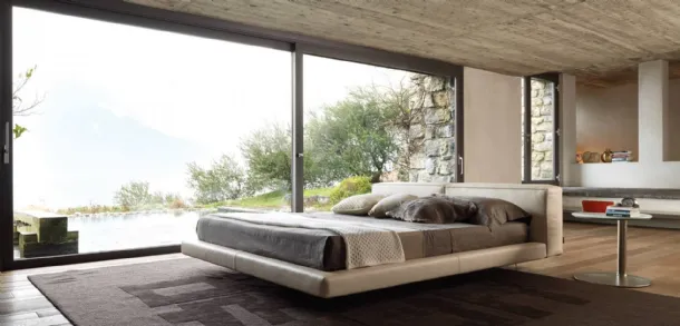 Leather bed with an essential design headboard Zenit by Desirèe