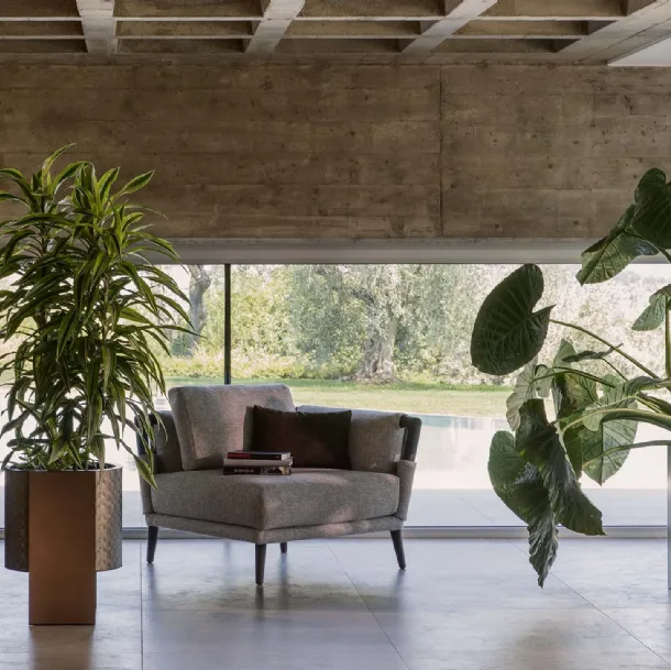 Hikinu Metal Vase by Flou