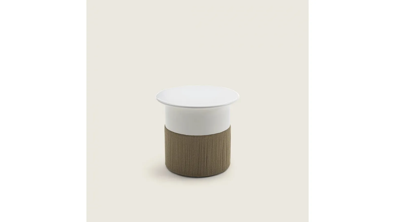 Bouté ceramic coffee table by Flexform