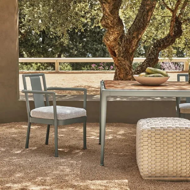 Camargue Chair by Flexform