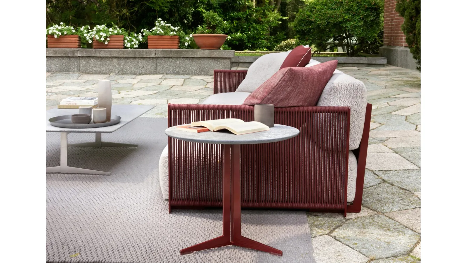 Fly Outdoor Coffee Table by Flexform