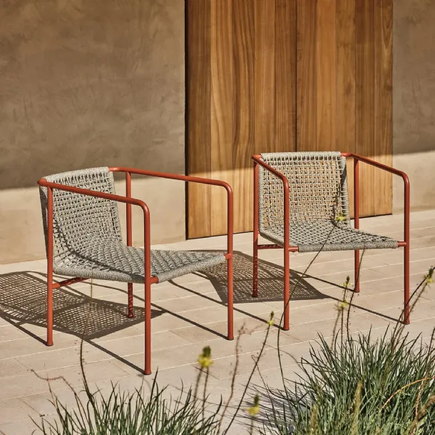Ottavia metal armchair with braided rope by Flexform