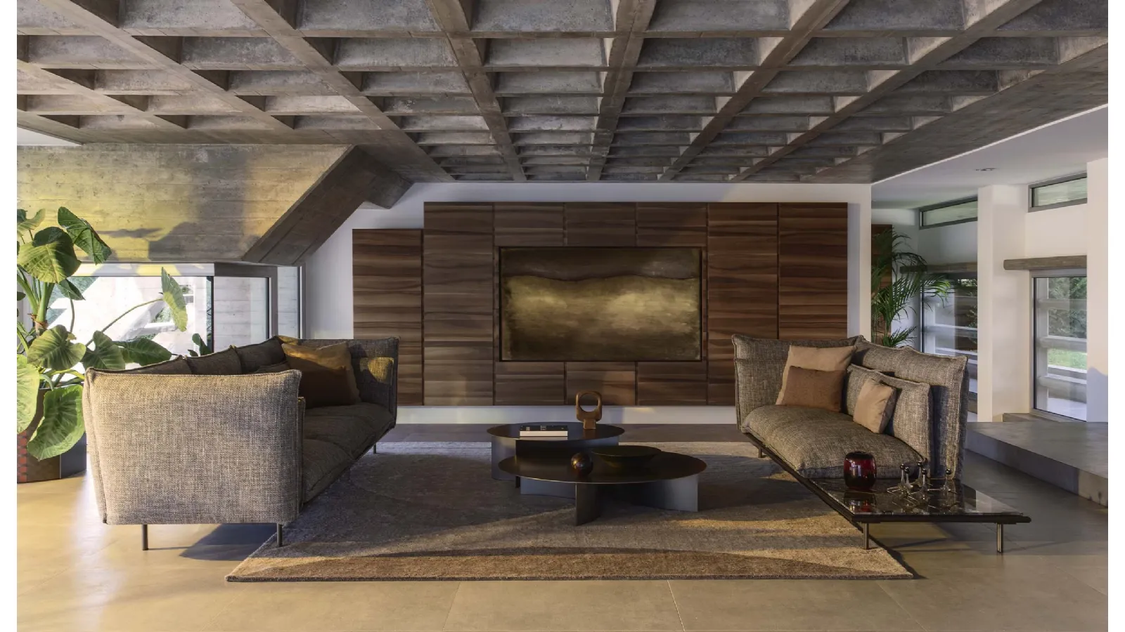 A2 linear sofa by Flou