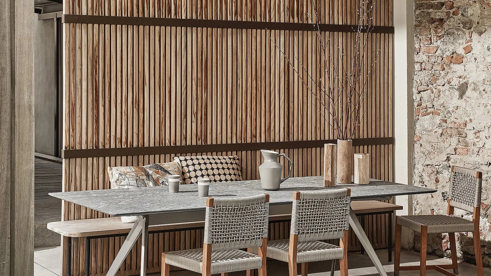Dafne chair in polyethylene fiber and solid wood by Flexform