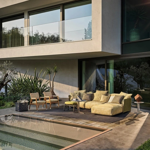 Vulcano Sofa by Flexform